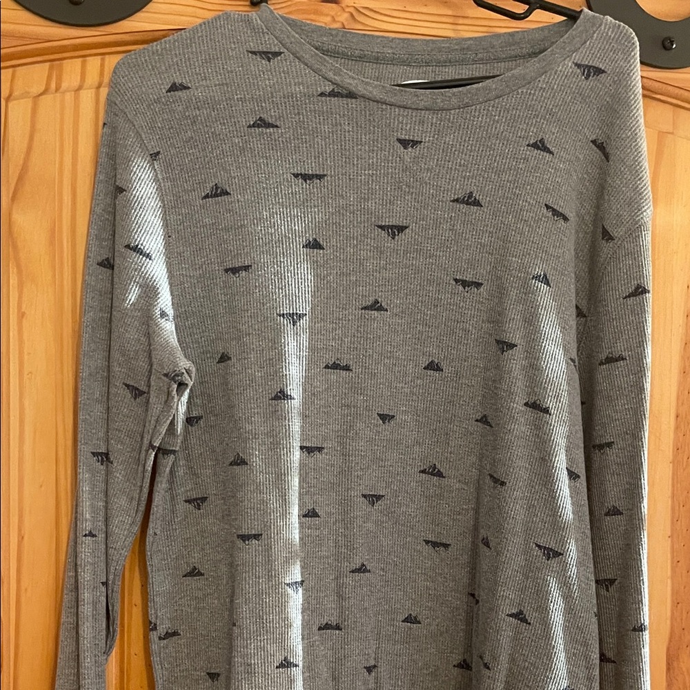Old Navy Soft-Washed Gray Waffle Knit Shirt